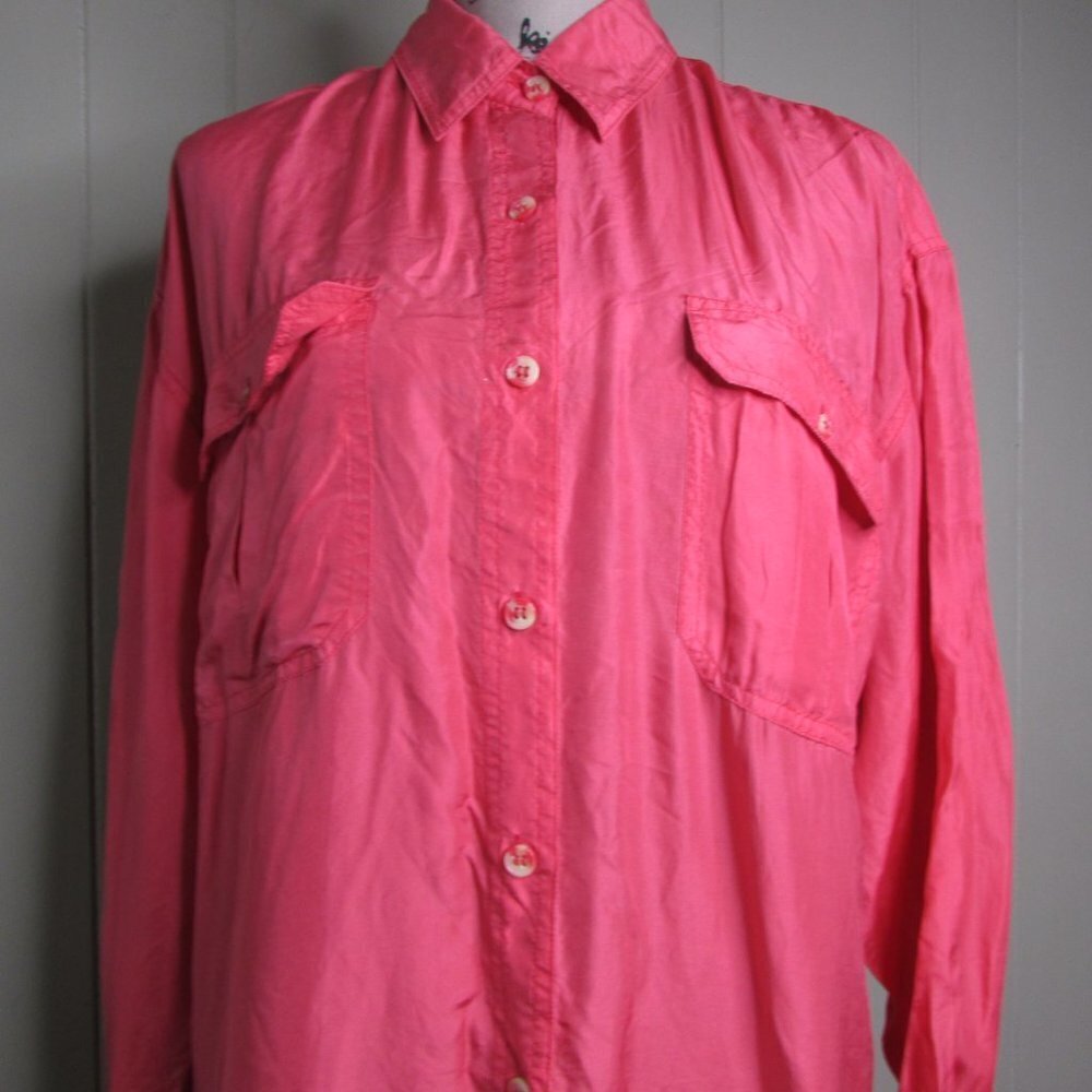 Kate Howard Blouse Shirt M Button Up Coral Silk - Picture 4 of 14